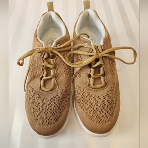 Propet Travelactiv Lowtop Sneakers